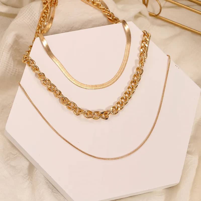 Fashion Geometric Rhinestones Alloy Chain Necklace
